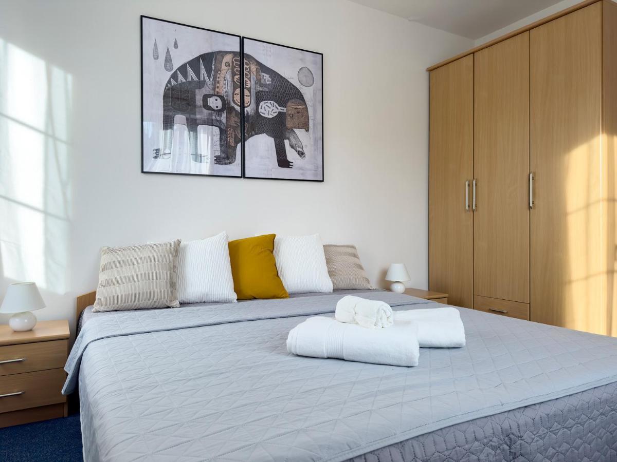 Apartman Mila Eterna II โรกีนีซ นัด ยีเซอโร ภายนอก รูปภาพ